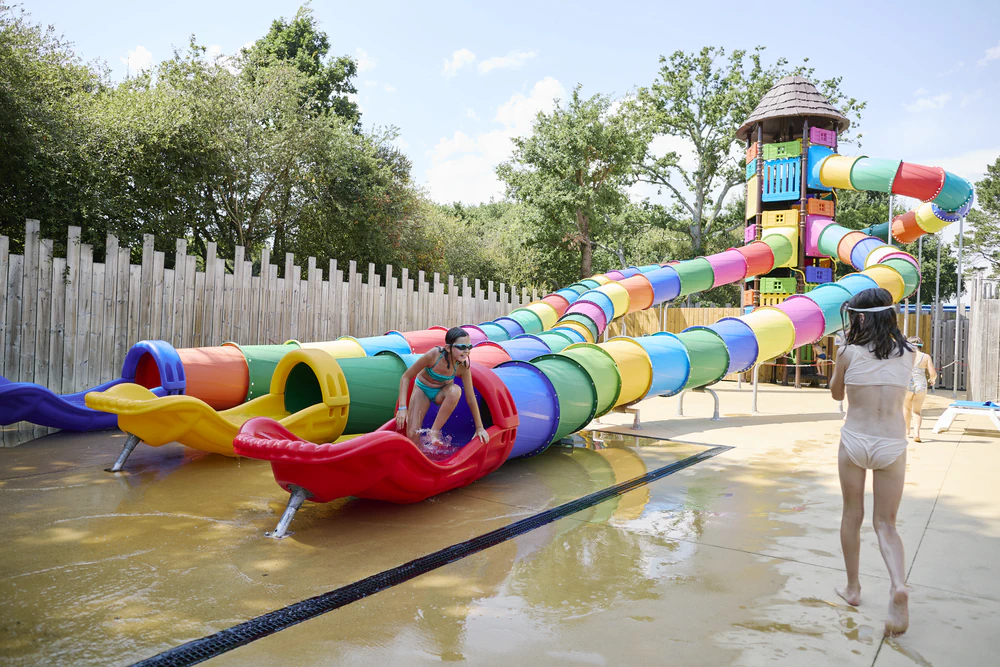 Toboggan aquatique au camping